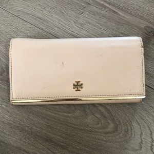 Tory Burch wallet